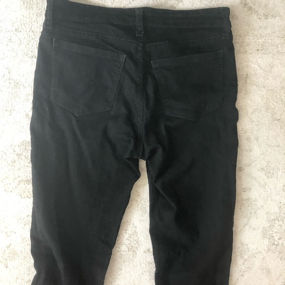 2 Pack Jeans Black (Gap) and White (Old Navy) - Picture 4 of 6